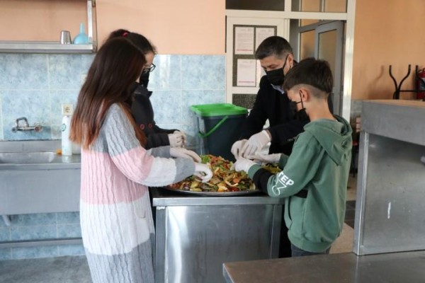 ATIK SEBZE VE MEYVELERDEN ORGANİK GÜBRE