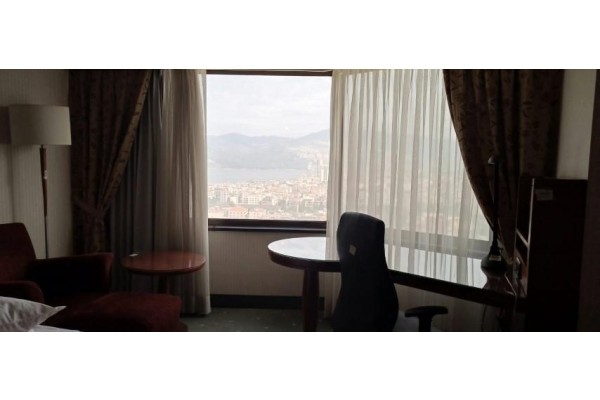 Eski Hilton Oteli’nin binası depremzedelere açıldı