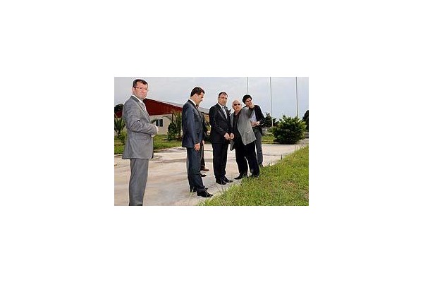 Vali Toprak,Yatırımcıları Aliağa'ya bekliyoruz...