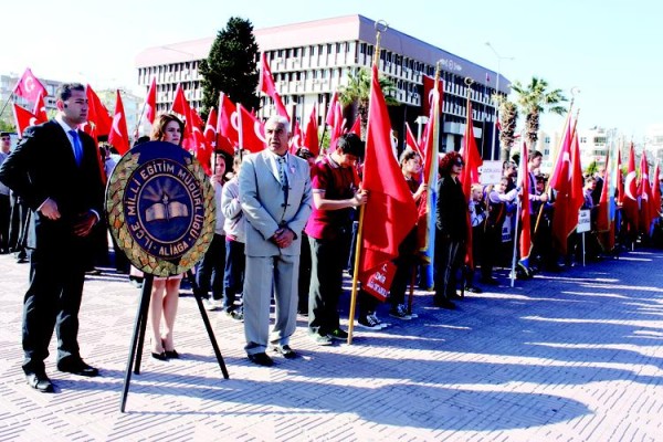 23 NİSAN ALİAĞA’DA KUTLANDI