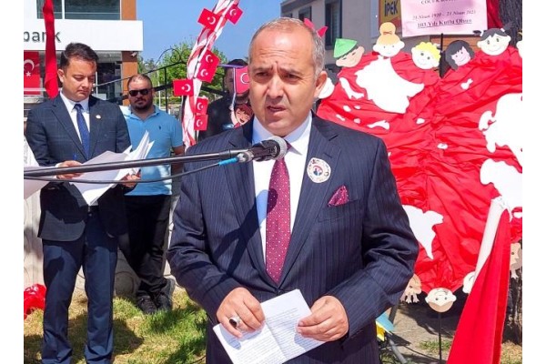 Akyüz yeniden göreve başladı