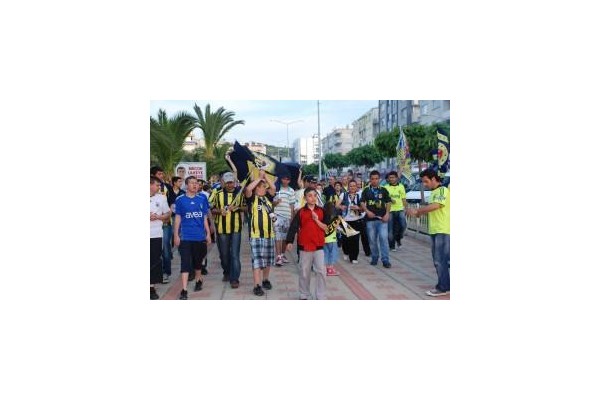 YER GÖK SARI LACİVERT