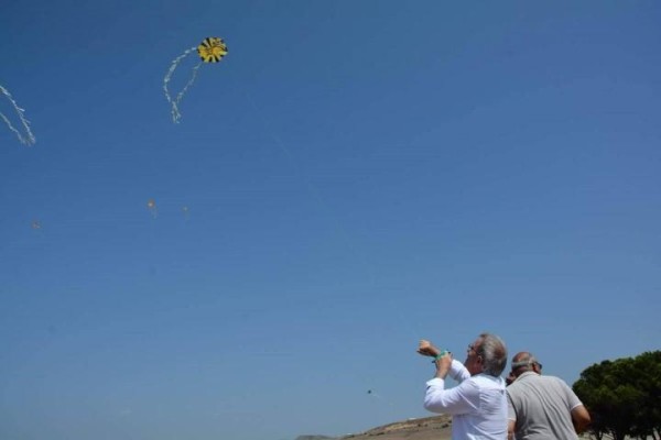 ÇALTILIDERE’DE UÇURTMA ŞENLİĞİ