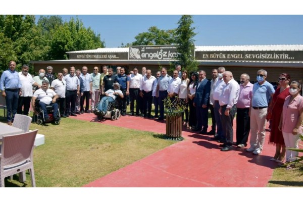 ALİAĞALILAR BAYRAMLAŞTI