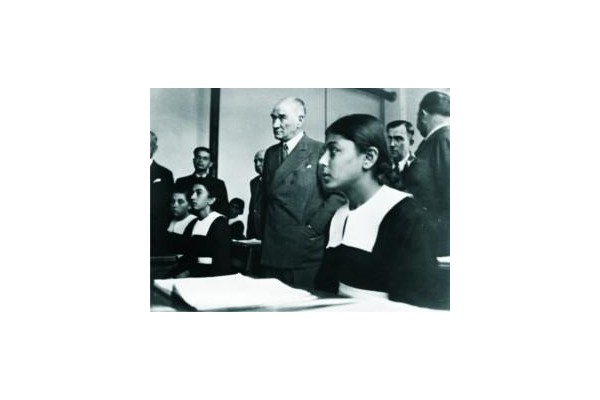 GÜNÜN KUTLU OLSUN ÖĞRETMENİM