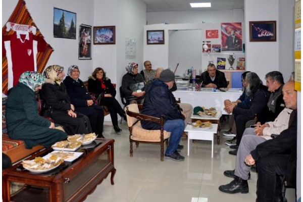 ELAZIĞLILAR DERNEKLERİNİ TANITTI