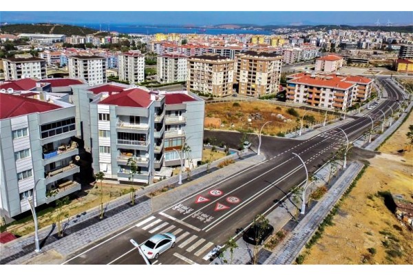 BARIŞ MANÇO CADDESİ’NE MODERN UYGULAMALAR