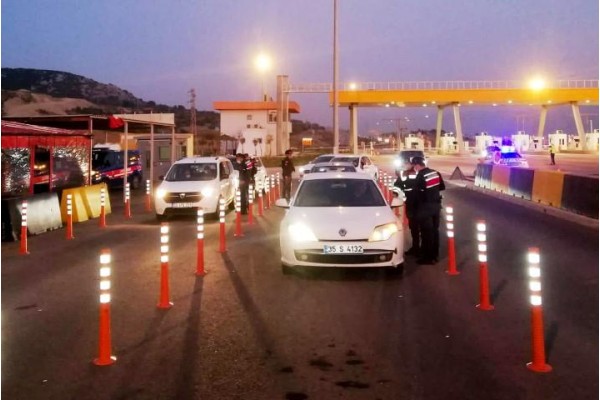 HUZUR UYGULAMASINDA 39 ŞÜPHELİ YAKALANDI