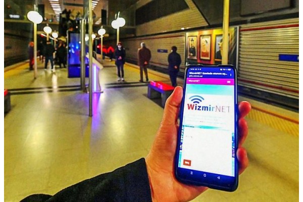 ÜCRETSİZ İNTERNET HİZMETİ YAYILIYOR