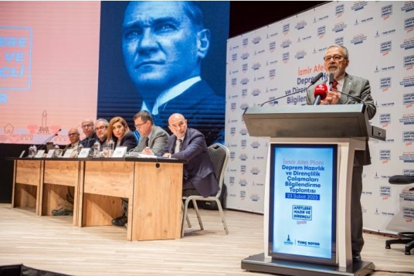 Prof. Dr. Naci Görür: “İzmir Türkiye’ye örnek olacak”