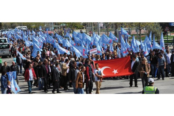 "30 MART'TA HALKIMIZLA BERABER BAYRAĞI DEVRALIYORUZ"