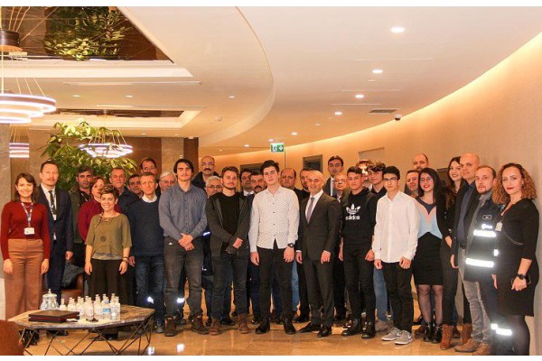 SOCAR GENÇLERİ GELECEĞE HAZIRLIYOR