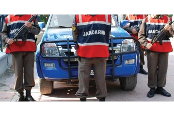 HIRSIZLIK ŞÜPHELİLERİ YAKALANDI