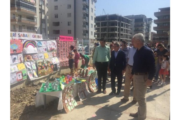 ANAOKULU ÖĞRENCİLERİNDEN RENKLİ SERGİ