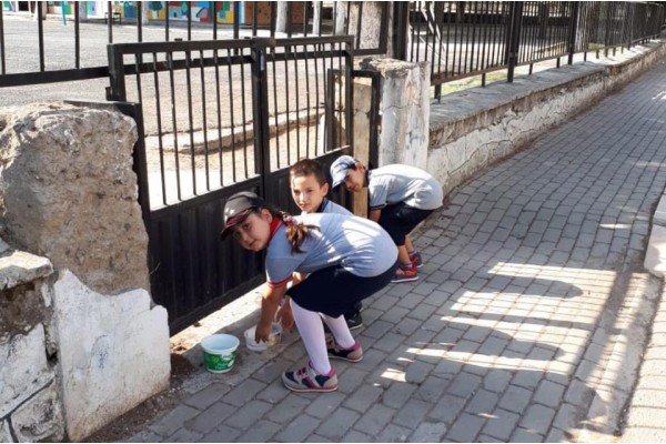 SOKAK HAYVANLARINI UNUTMADILAR