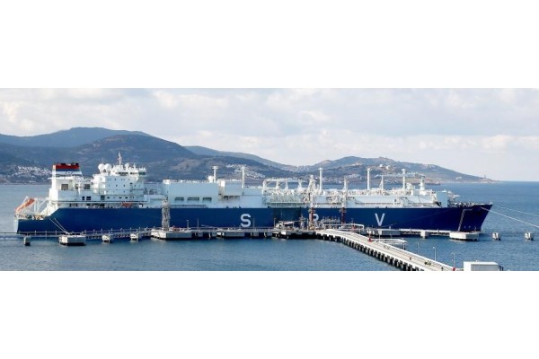 ETKİ LİMAN’A YENİ FSRU GEMİSİ