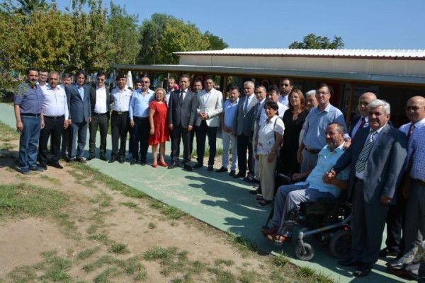 ALİAĞA BAYRAMLAŞTI