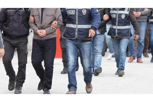 İZMİR MERKEZLİ 11 İLDE FETÖ/PDY OPERASYONU