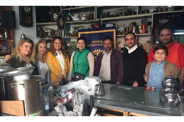 KALAYCI MEHMET USTA’YA ROTARY KULÜBÜ’NDEN ÖDÜL
