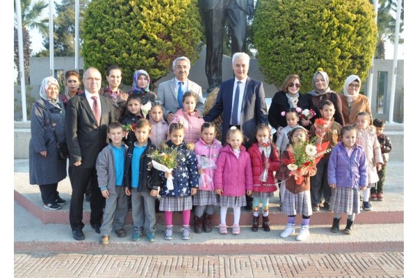 ÖĞRETMENLER GÜNÜ ALİAĞA'DA KUTLANDI