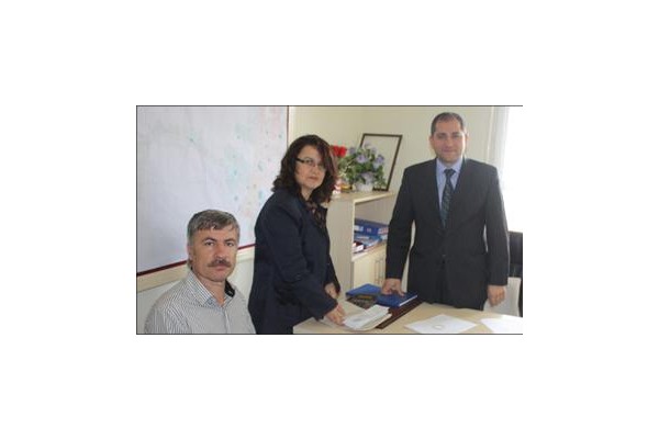 SEÇİM TORBALARI DAĞITILDI