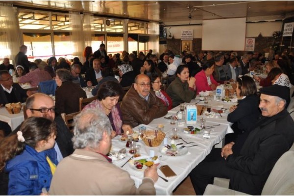 EMEKLİ SEN’DEN DAYANIŞMA KAHVALTISI