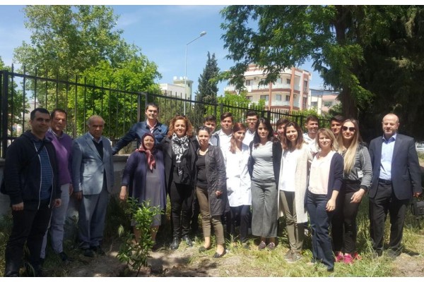 ŞEHİT YÜZBAŞININ ANISINA FİDAN DİKTİLER