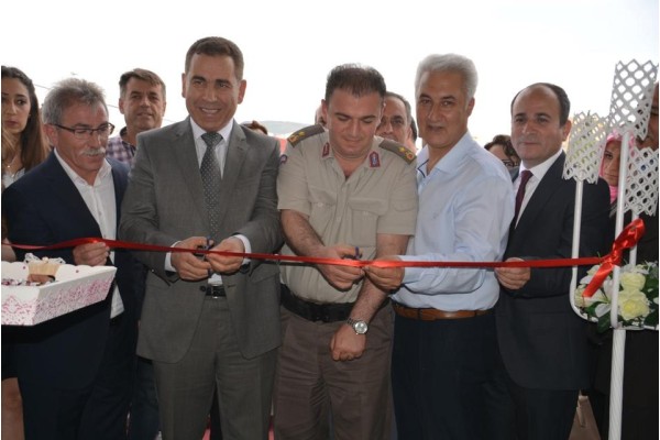 TÜPRAŞ HEM’DE YILSONU SERGİSİ AÇILDI