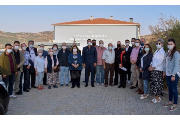 ‘BAŞKA BİR ÜNİVERSİTE İLE GÖRÜŞÜYORUZ’