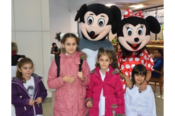 AGM’DE EĞLENCE DEVAM EDİYOR