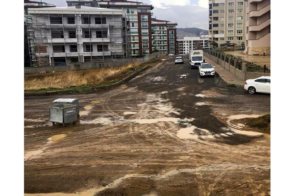 ‘YOLLARIMIZ YAPILSIN…’