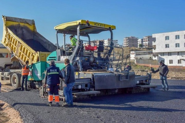 NENE HATUN CADDESİ ASFALTLANIYOR