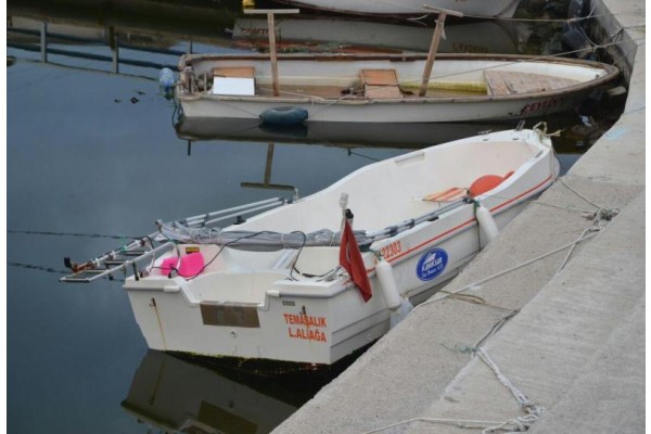 TEKNE MOTORU ÇALAN HIRSIZLAR YAKALANDI