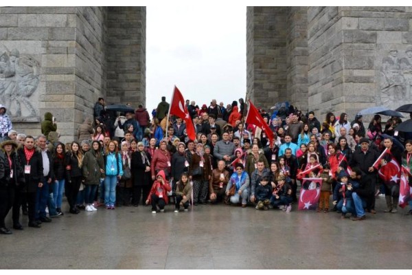 ALİAĞALILARDAN ÇANAKKALE ZİYARETİ