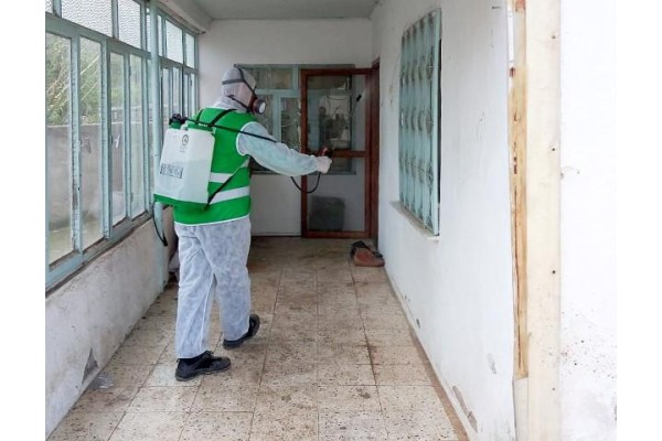 APARTMANLAR DEZENFEKTE EDİLİYOR