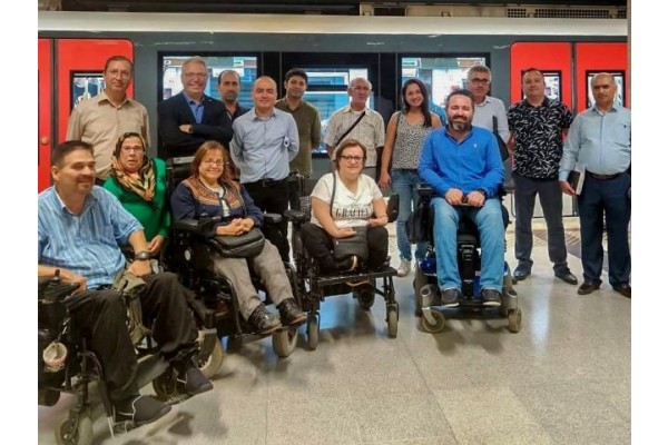 ENGELLİ DOSTU İZMİR’E “ERİŞİLEBİLİRLİK” ÖDÜLÜ