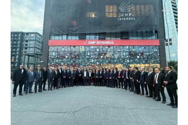 81 il başkanından Özel'e destek