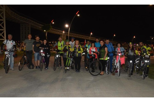 ‘BİSİKLETLİLER’ ALİAĞA’YI ZİYARET ETTİ