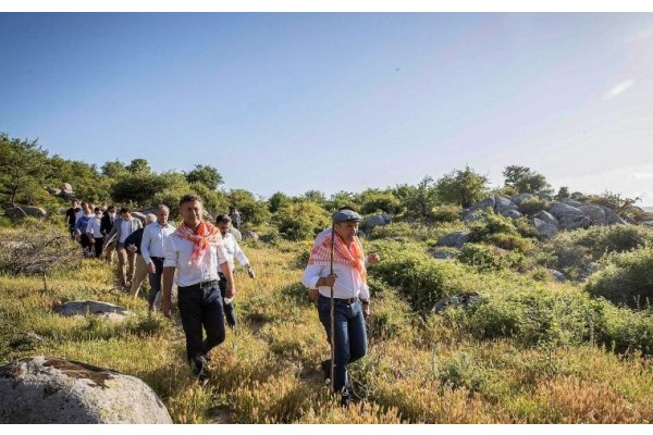 TUNÇ SOYER: "MERA VARSA HAYAT VARDIR"