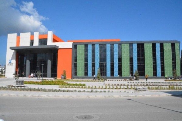 KÜTÜPHANE GENÇLİK MERKEZİ’NE TAŞINACAK