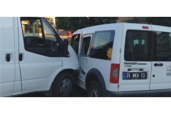 YENİ  MAHALLEDE  KAZA