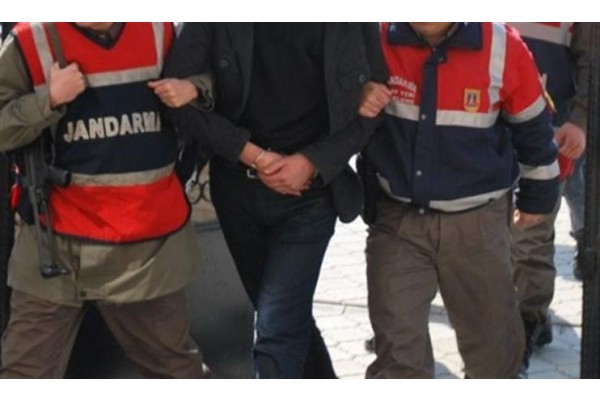 FETÖ’YE 12 GÖZALTI, 12 OPERASYON