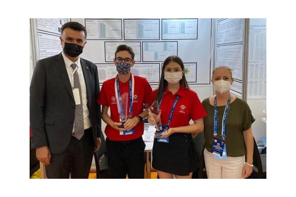 MATEMATİKTE TÜRKİYE İKİNCİSİ OLDULAR