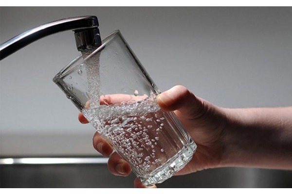 BÜYÜKŞEHİRDEN SUYA YÜZDE 15 ZAM