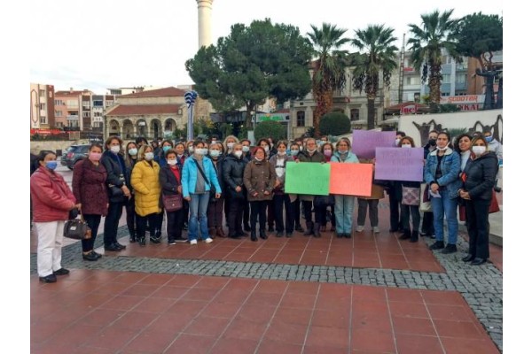 ALİAĞALI KADINLAR: “KARANLIĞA TESLİM OLMAYACAĞIZ”