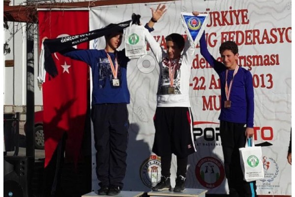 TED Aliağa Koleji'ne altın madalya