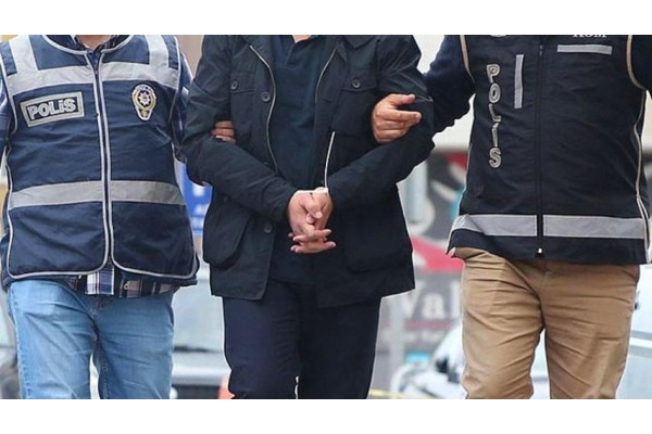 FİRARİ ESKİ EMNİYET MÜDÜRÜ TUTUKLANDI