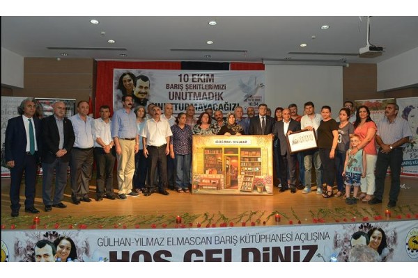 SALDIRIDA YİTİRİLENLER ANISINA ‘BARIŞ KÜTÜPHANESİ’