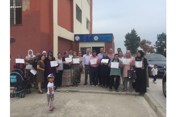 80.YIL ÇAMLIK İLKOKULU’NDA SERTİFİKA TÖRENİ