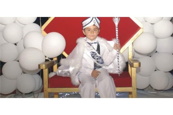 ALİ BODUR, ERKEKLİĞE ADIM ATTI